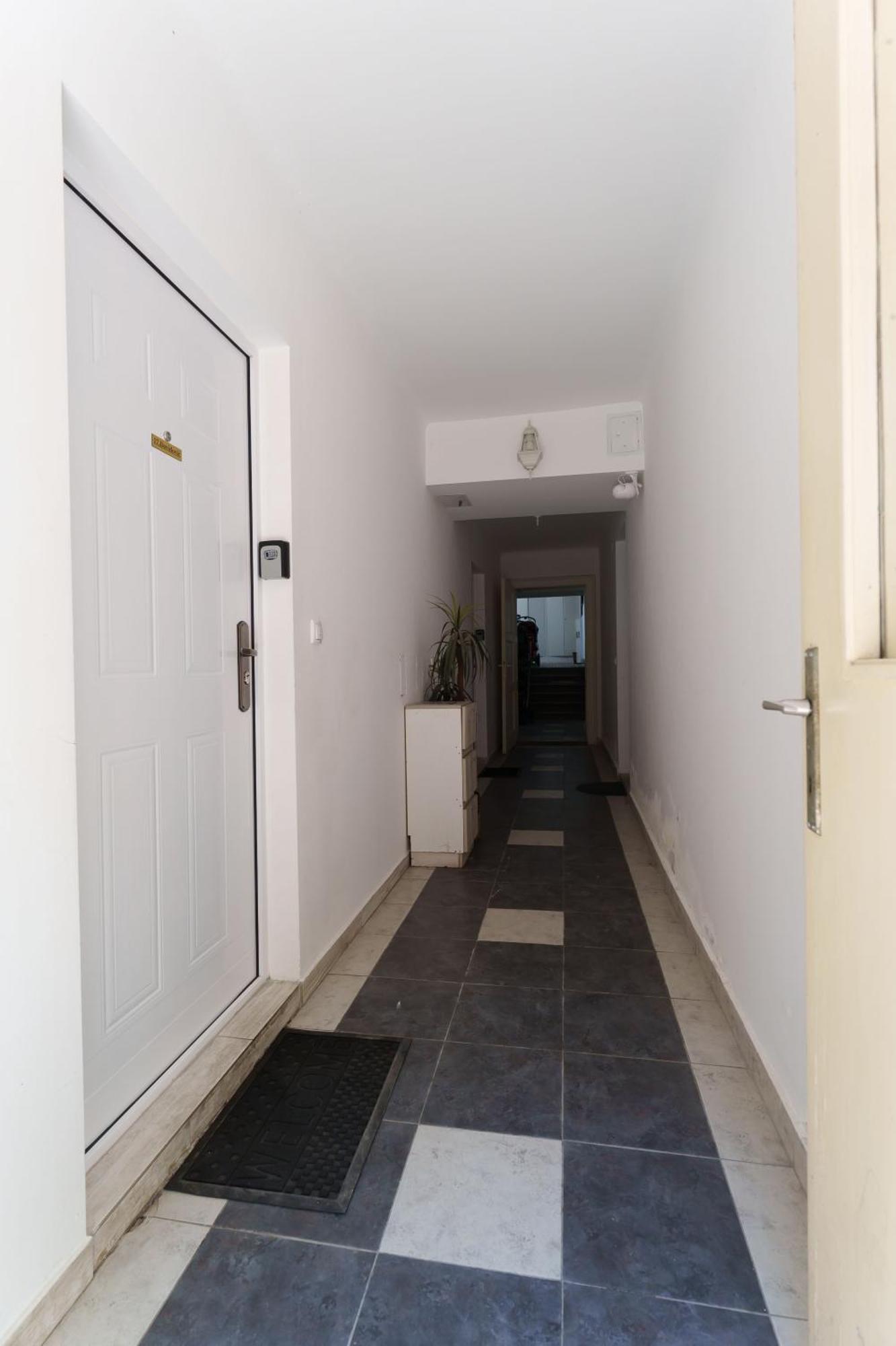 Lara Free Parking Skadarlija Daire Belgrad Dış mekan fotoğraf